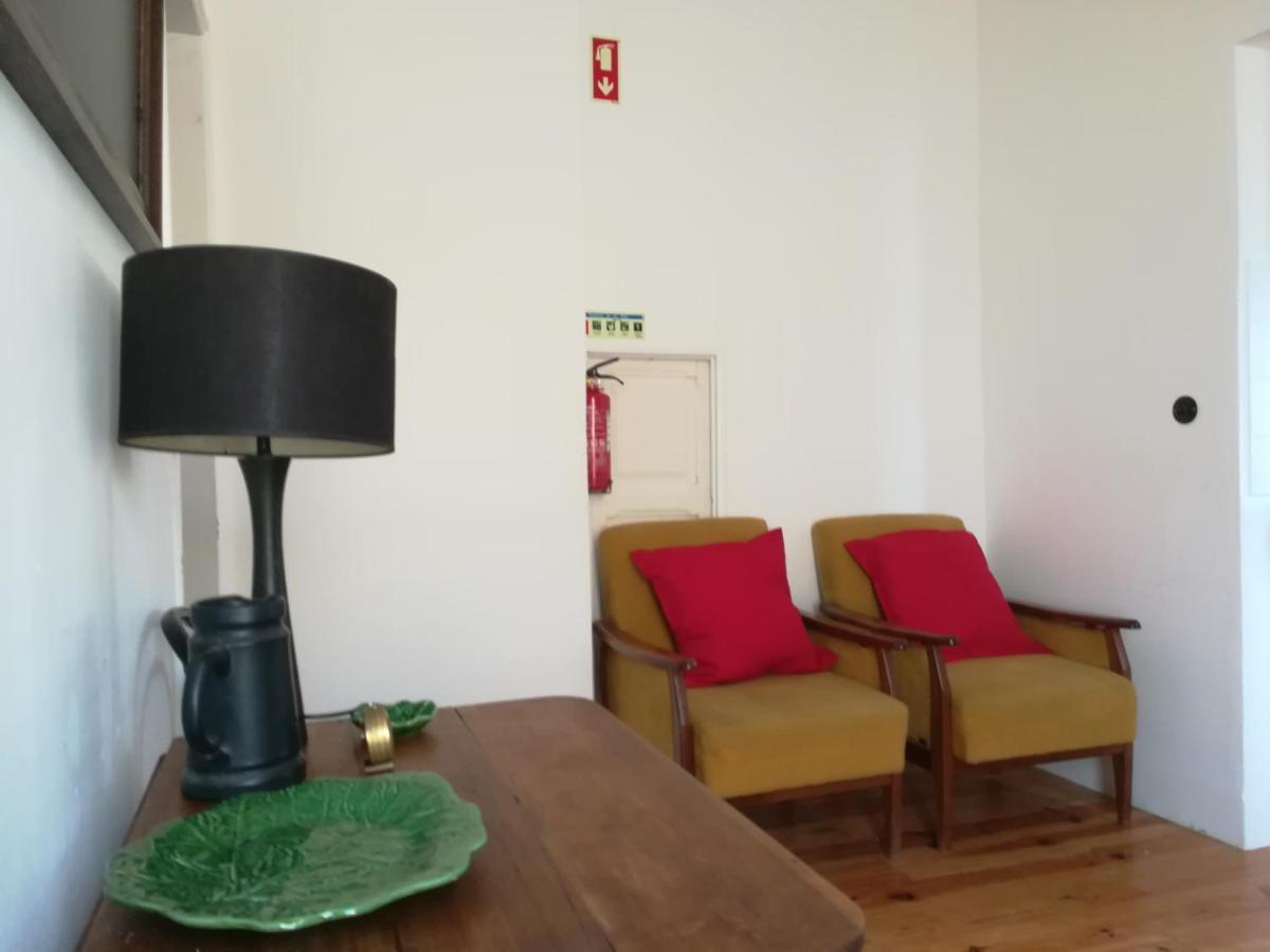 Casa Do Cristo Rei Apartment Алмада Екстериор снимка